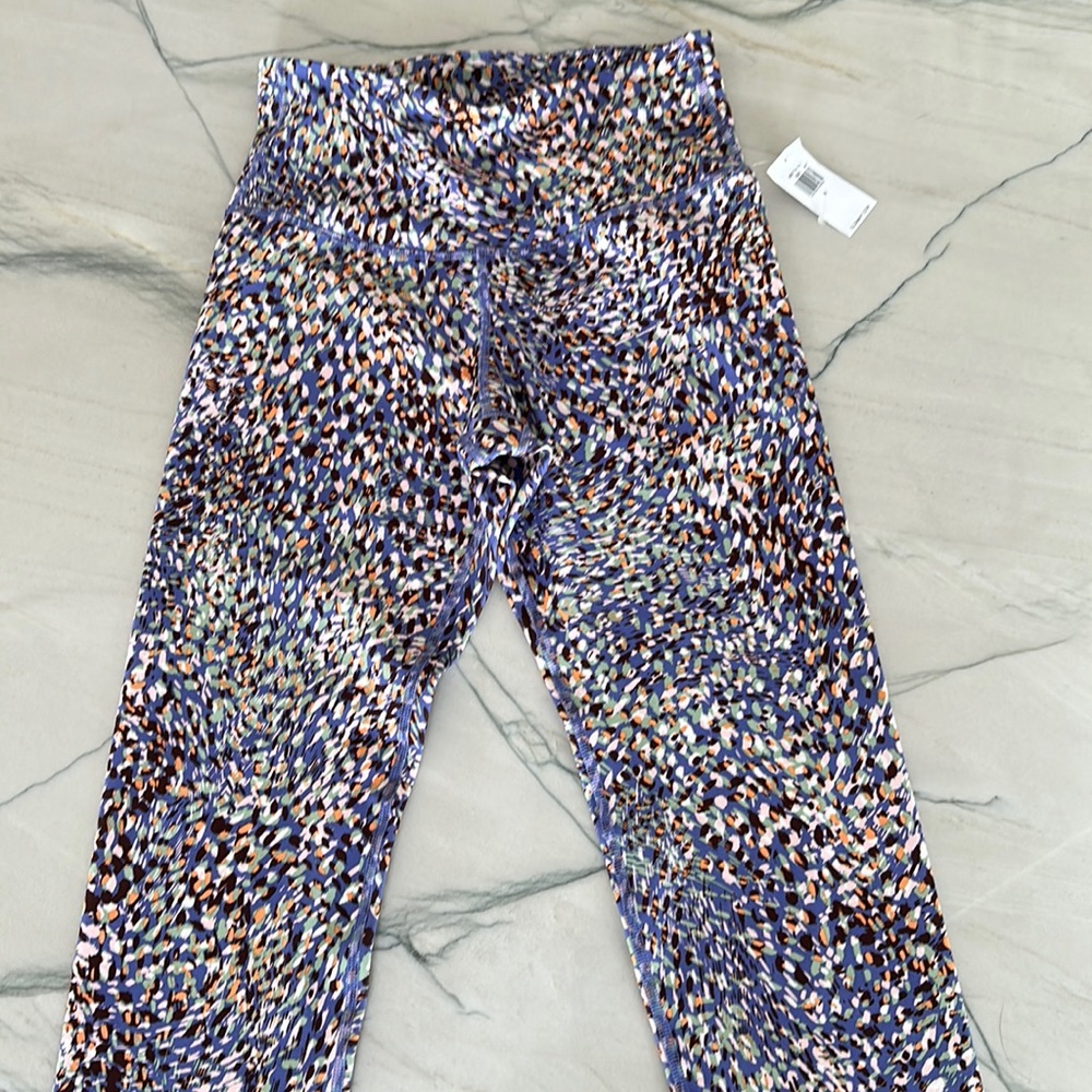 Old navy crop leggings